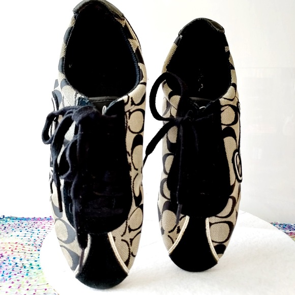 Coach>>>Women's Size 8M Devin Signature Monogram Logo Lace Up Sneakers A1715 - Picture 6 of 15